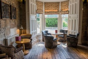 Lovely Bar and Restaurant in Bridge of Allan